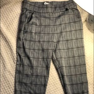 Pattern pants